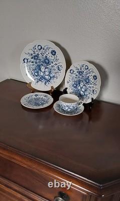 Johnson Brothers Dover Blue Windsor Ware 5 Pc Place Setting Dinnerware
