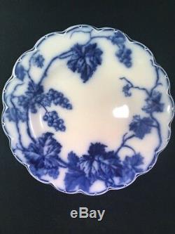 Johnson Brothers England Flow Blue WARWICK 9 Dinner Plate Embossed Scallop Rim