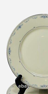 Lenox China Dinner Plate Carolina Blue Flowers Pattern 10 3/4 Gold Label USA