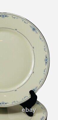 Lenox China Dinner Plate Carolina Blue Flowers Pattern 10 3/4 Gold Label USA