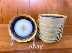 Limoges Wm. Guérin & Co. Dinner Service for 18, 90 Pcs, Cobalt Blue, Gold gilt