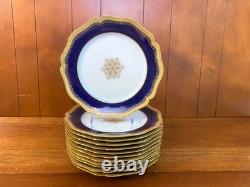 Limoges Wm. Guérin & Co. Dinner Service for 18, 90 Pcs, Cobalt Blue, Gold gilt Limoges Wm. Guérin & Co. Dinner Service for 18, 90 Pcs, Cobalt Blue, Gold gilt