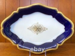 Limoges Wm. Guérin & Co. Dinner Service for 18, 90 Pcs, Cobalt Blue, Gold gilt