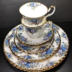 Lof of 2 ROYAL ALBERT MOONLIGHT ROSE 5 pc Place Settings, teacup saucer plates