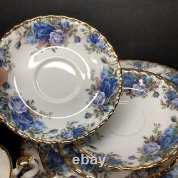 Lof of 2 ROYAL ALBERT MOONLIGHT ROSE 5 pc Place Settings, teacup saucer plates