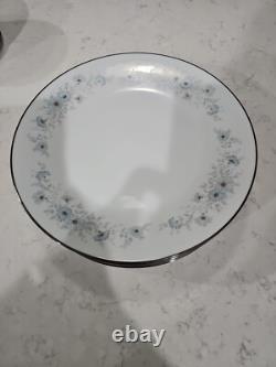 Lot Of 6 Noritake Inverness Pattern # 6716, 10.5 Inch Floral Dinner Plate