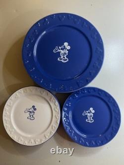 Lot of 15 Disney Parks Mickey Mouse Dinner Plates BLUE WHITE raised 8@ 7 7@ 11