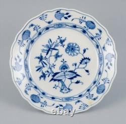 Meissen, Blue Onion pattern. Set of three hand-painted dinner plates