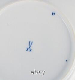 Meissen, Germany, four Blue Onion pattern plates. Approx. 1900
