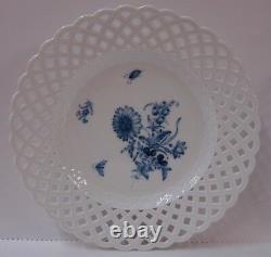 Meissen (XX) BLUE DAISY Dinner Plate PIERCED RETICULATED BORDER 1st Quality