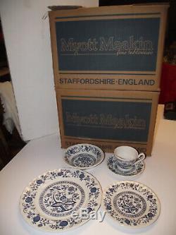 NEW 40pc Dinner Plates SET 8 ppl NIB MEAKIN Myott BLUE ONION Staffordshire j g