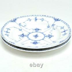 Pair (2) Vintage Royal Copenhagen Blue Lace Dinner Plates #571