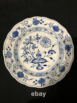 Pair of Meissen Germany Blue Onion (Sword Backstamp) Plates 101st Quality