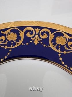Pair of elegant Mintons Tiffany dinner plates cobalt blue and inlaid gold, 10.0