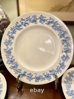 QUEEN'S WARE Wedgwood Embossed Lavender Blue on Cream Dinner Plates (4)