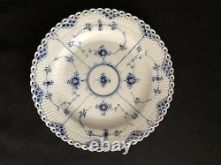 ROYAL COPENHAGEN BLUE FLUTED FULL LACE 1084 DINNER PLATE 1st QUALITY Quantity