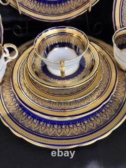 Rare AINSLEY cobalt Blue Gold Encrusted Scallop Rim Simcoe Pattern set of 12