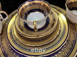 Rare AINSLEY cobalt Blue Gold Encrusted Scallop Rim Simcoe Pattern set of 12