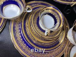 Rare AINSLEY cobalt Blue Gold Encrusted Scallop Rim Simcoe Pattern set of 12