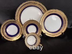 Rare AINSLEY cobalt Blue Gold Encrusted Scallop Rim Simcoe Pattern set of 12