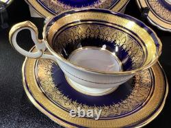 Rare AINSLEY cobalt Blue Gold Encrusted Scallop Rim Simcoe Pattern set of 12