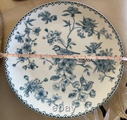 Rare Mikasa Living Blue Toile Bird Floral Flowers Dinner Plates 10.5 Set 6