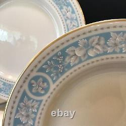 Rare Royal Doulton HAMPTON COURT Service For 6 Dinner, Salad, Bread Plates EUC