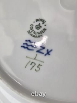Royal Copenhagen 175 Blue Fluted Plain Dinner Plate 10 x2