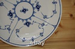 Royal Copenhagen 627 Blue Fluted Dinner Plate, 10 3/4 1st (S20)