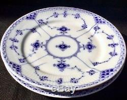 Royal Copenhagen BLUE FLUTED HALF LACE Plate #1/578 First Quality