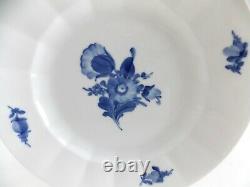 Royal Copenhagen Blue Flowers Ribbed Dinner Plate 10 1/8 Blue Flowers White