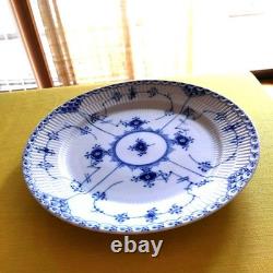 Royal Copenhagen Blue Fluted Half Lace Dinner Plate 10.8 Ceramic Used