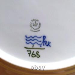 Royal Copenhagen Blue Fluted Half Lace Dinner Plate 10.8 Ceramic Used