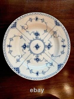 Royal Copenhagen Blue Fluted Half Lace Dinner Plate #624
