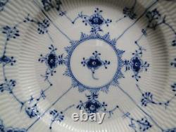 Royal Copenhagen Blue Fluted Half Lace Dinner Plate / Soup Bowl, 10 1/8, #571