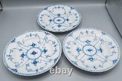 Royal Copenhagen Blue Fluted Half Lace Dinner Plates 624 10 1/8 Set of 7