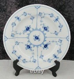 Royal Copenhagen Blue Fluted Plain Porcelain 10 624 Dinner Plate 1st Qual