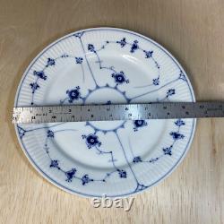 Royal Copenhagen Blue Fluted Plain round Dinner Plate 9.5 Gorgeous