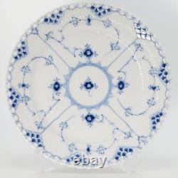 Royal Copenhagen Plate Blue Fluted Full Lace Dinner Plate 24.5cm Western DDU