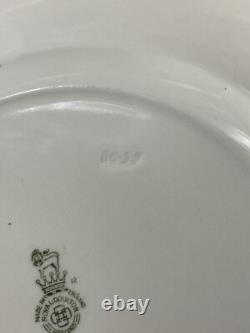 Royal Doulton ROYALTY 2 Dinner Plate 1939 Blue Gold Ribbed No Graphics #12