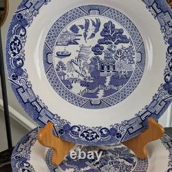 Royal Oak Blue and White Porcelain Dinner Plate Set