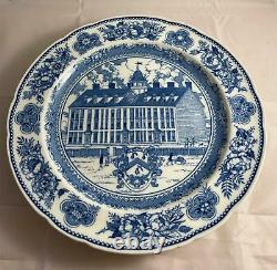 Set of 10 Wedgwood YALE UNIVERSITY Blue & White Dinner Plates Rare