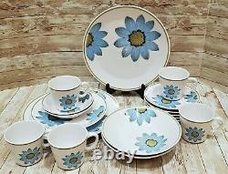Set of 17 Noritake Progression Blue Daisy China Plates, Bowls, Cups Japan 9001