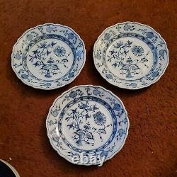 Set of 3 MEISSEN BLUE ONION/BLUE DANUBE 10 in DINNER PLATE OVAL MARK 1882-1929