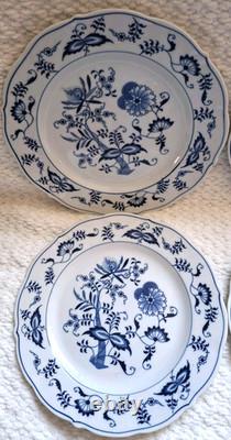 Set of 4 Blue Danube Onion Dinner Plates 10-1/4 VTG