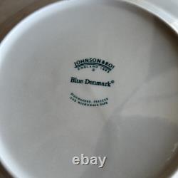 Set of six Johnson Brothers of England blue Denmark pattern dinner plates