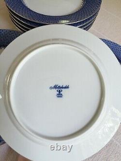 Six (6) Mottahedah Blue Lace Dinner Plates + Two (2) Salad Plates