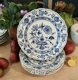 Six Meissen Porcelain Blue Onion Large Dinner Plates 1st. 10in