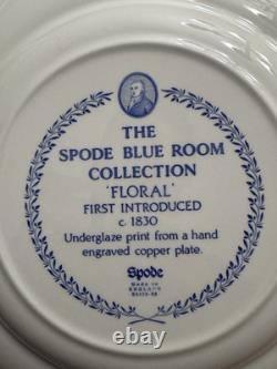 Spode Blue Room Dinner Plates Set of 5 Scalloped Edge, 10.25, England, Mint