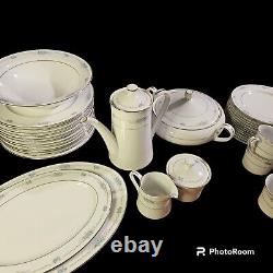 Style House Fine China 12 pc Dinner Set Corsage Pattern with Blue Flowers
